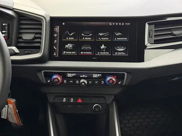 Audi A1 view 11