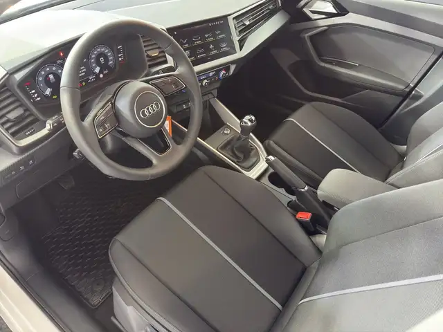 Audi A1 view 6
