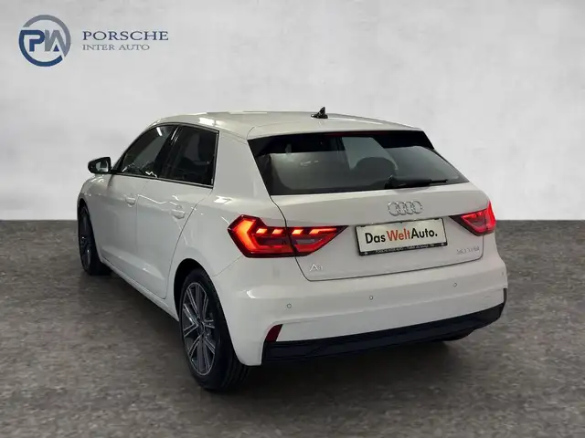 Audi A1 view 4
