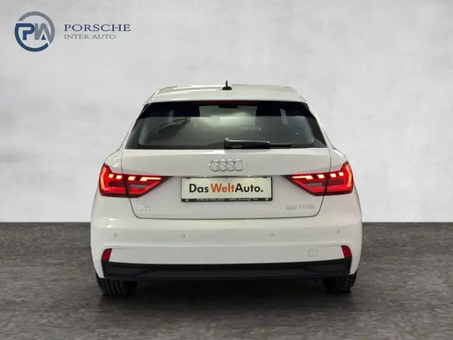 Audi A1 view 5