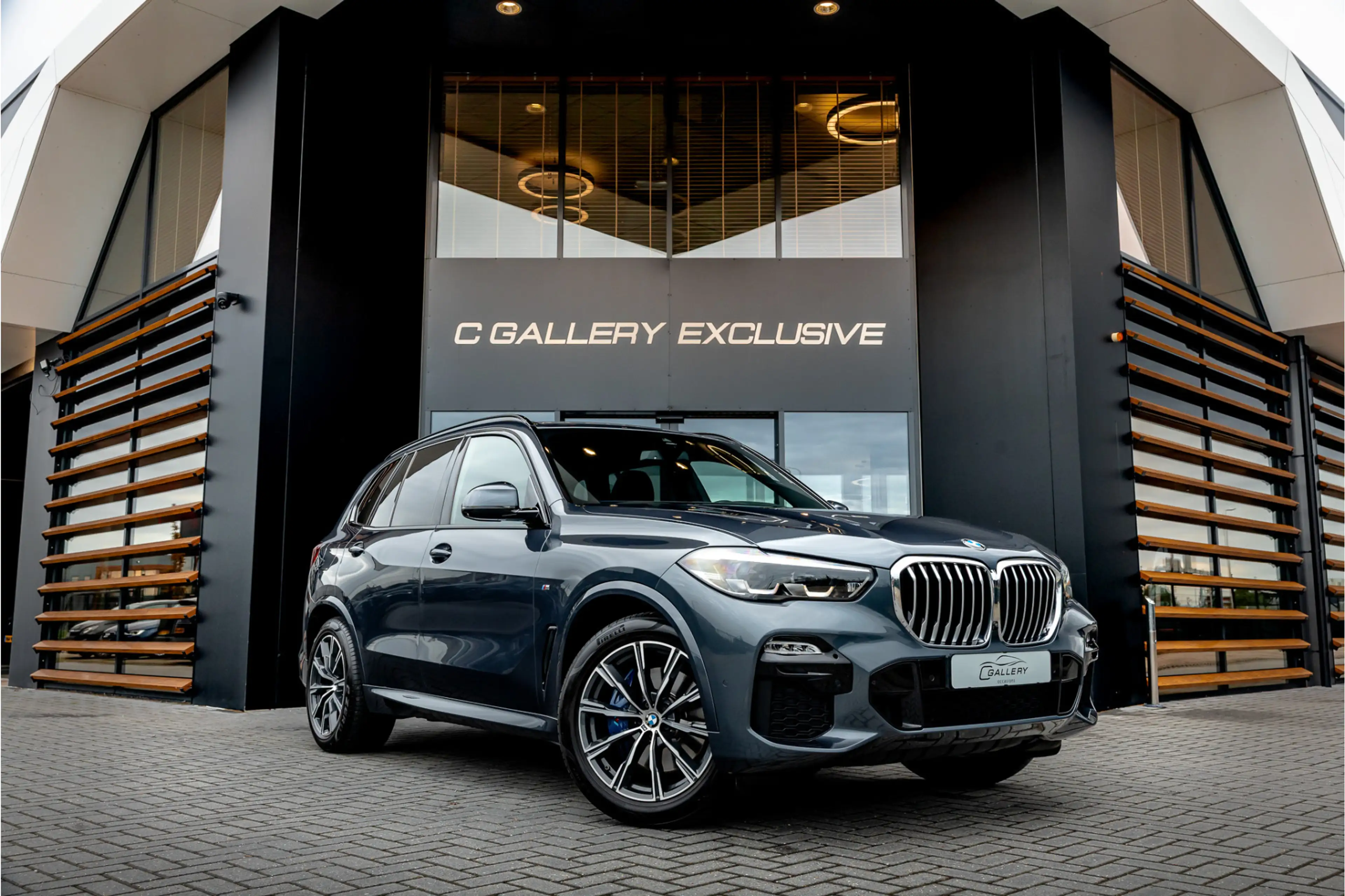 BMW X5 xDrive30d High Executive - M Sport | Swarovski | H
