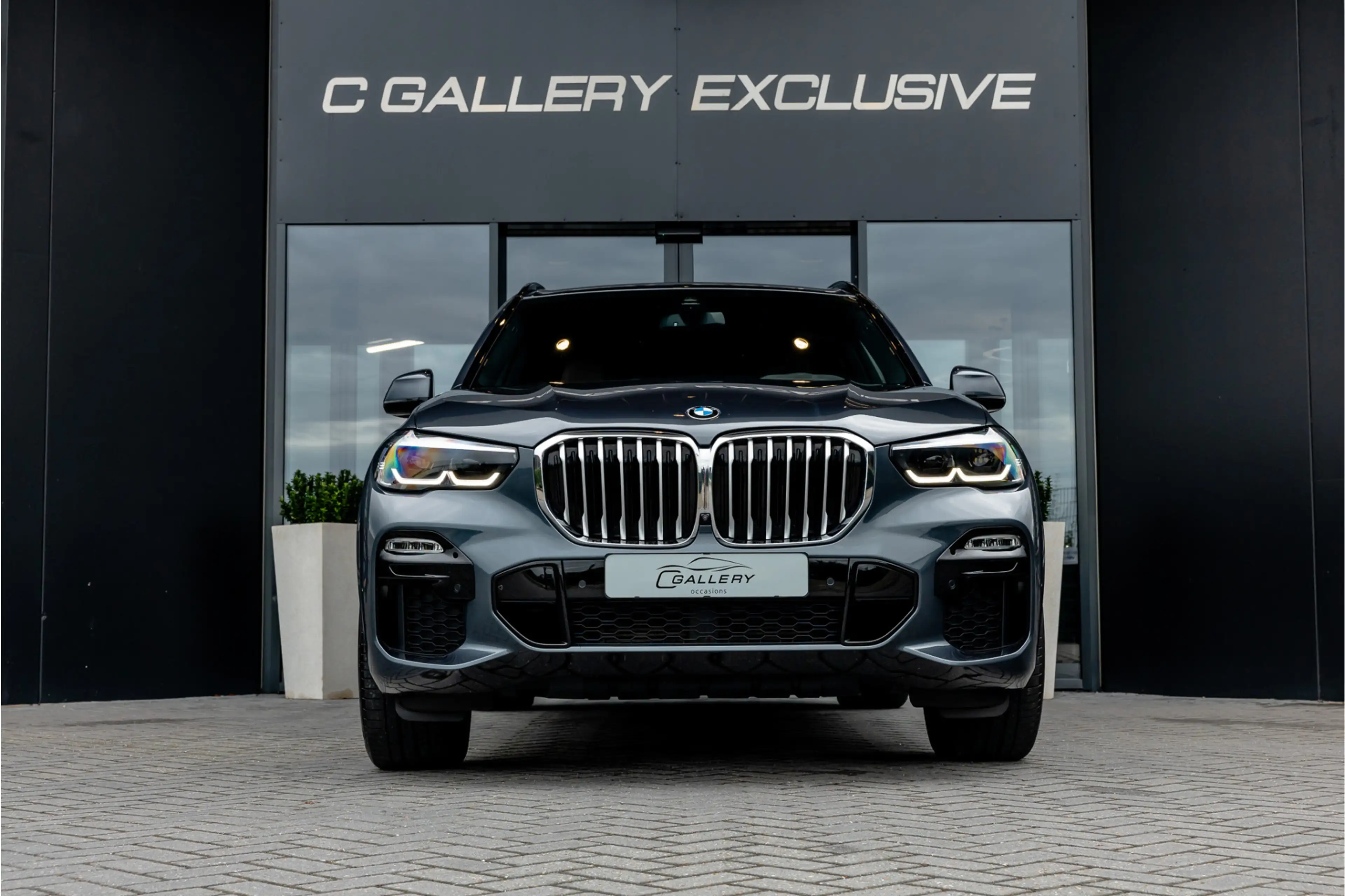 BMW X5 xDrive30d High Executive - M Sport | Swarovski | H — photo 2