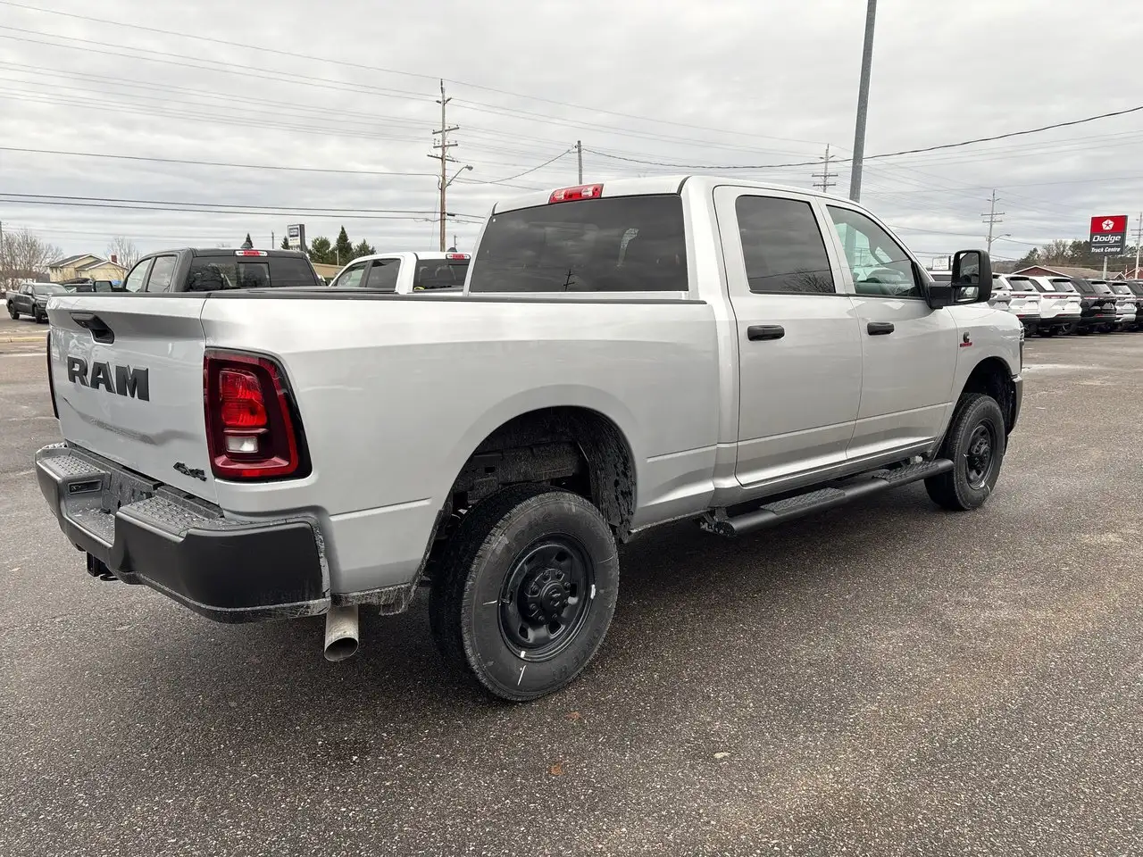 RAM 2500 снимка RAM 2500