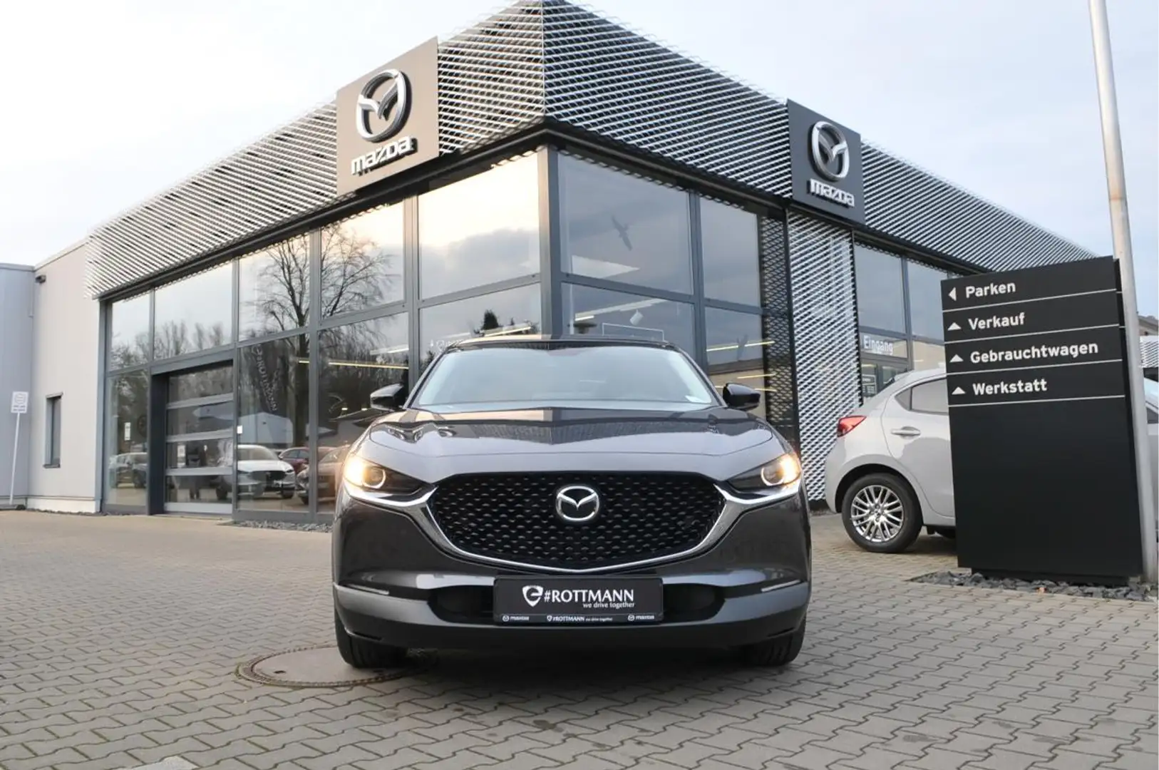 Mazda CX-30 2025 SoMo E-SKYACTIV-X 2.0 AUT. HOMURA Grau - 1