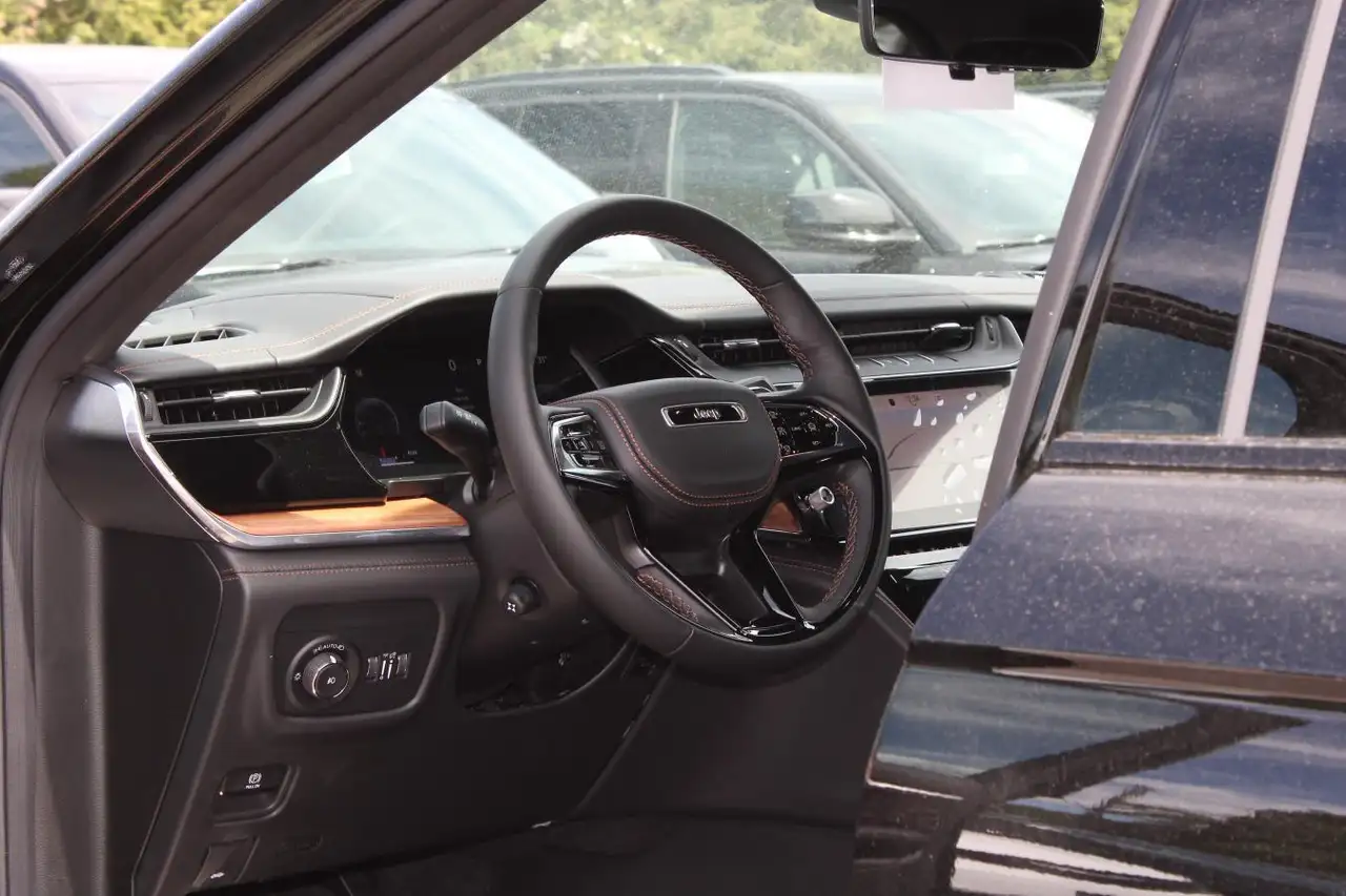 Jeep Grand Cherokee fotografie Jeep Grand Cherokee