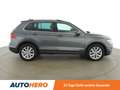 Volkswagen Tiguan 2.0 TDI Highline 4Motion BlueMotion Grau - thumbnail 7