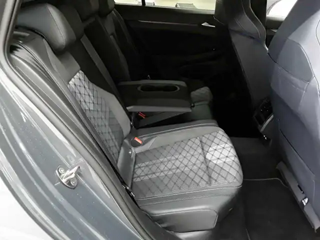 Volkswagen Golf view 14