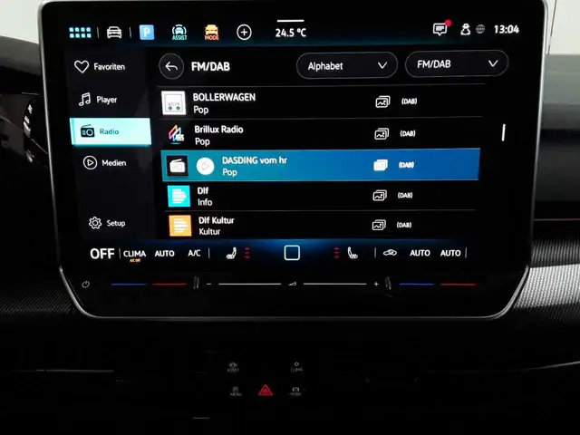 Volkswagen Golf view 12