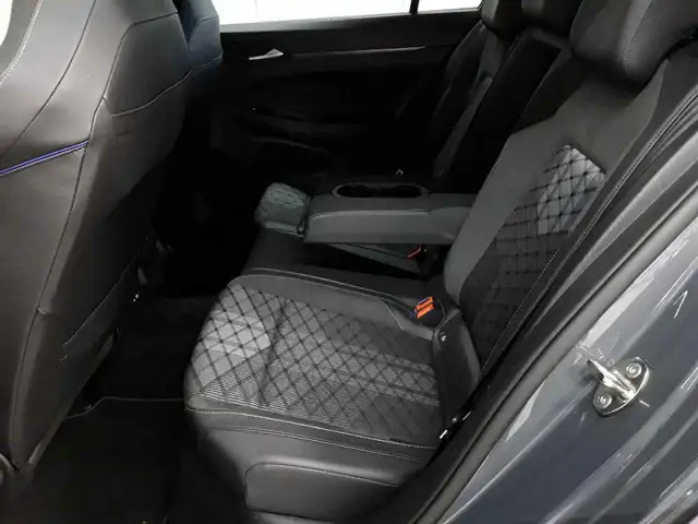 Volkswagen Golf view 13