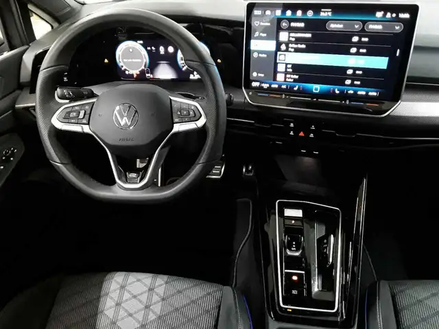 Volkswagen Golf view 10