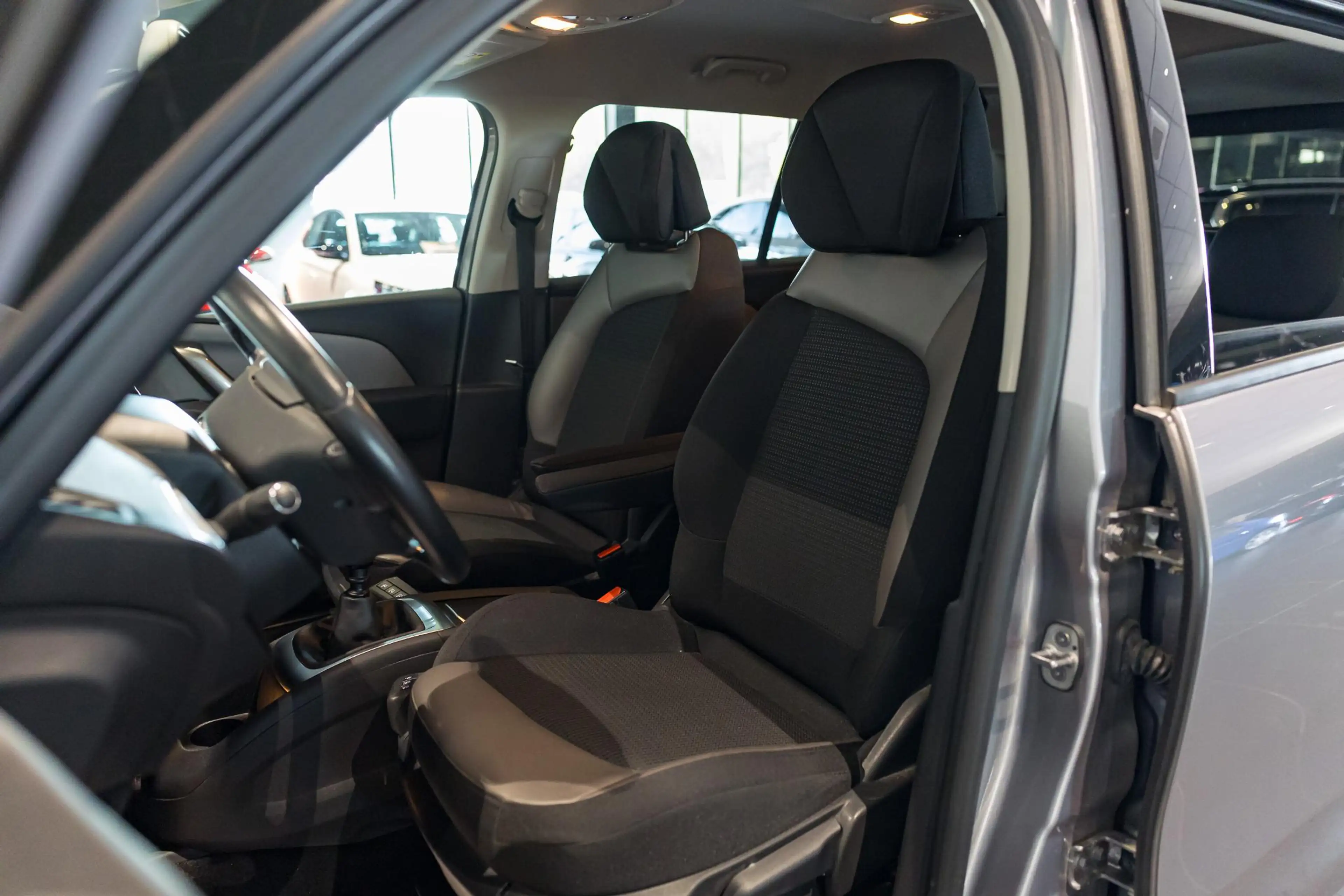 Citroen C4 SpaceTourer 1.5 BlueHDi 130 S&S MAN6 Feel — photo 23