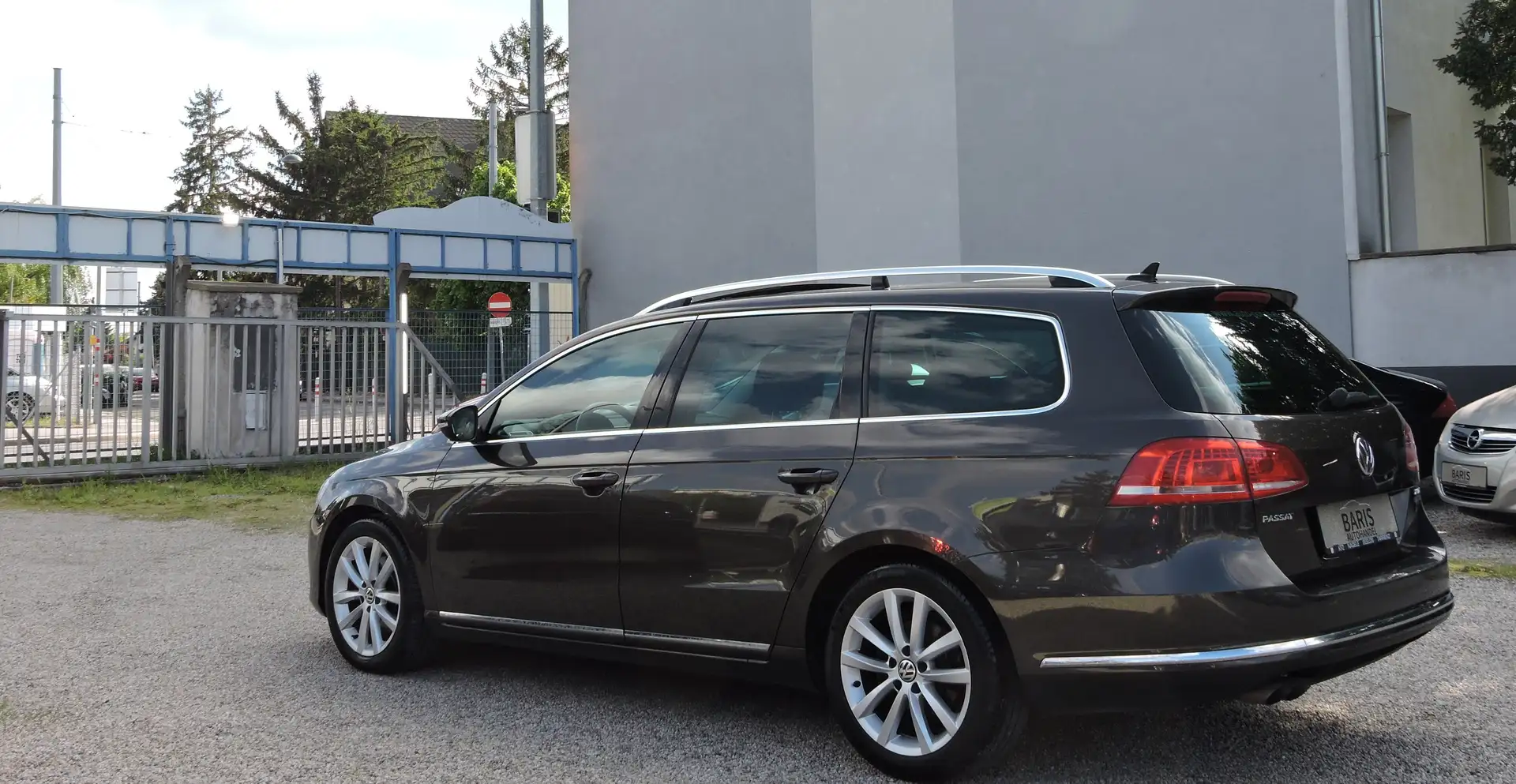 Volkswagen Passat Variant Highline BlueMotion Brun - 2