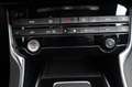 Jaguar XE 2.0 Portfolio Aut.| R-Sport | Panorama | Stoelverw Blauw - thumbnail 27