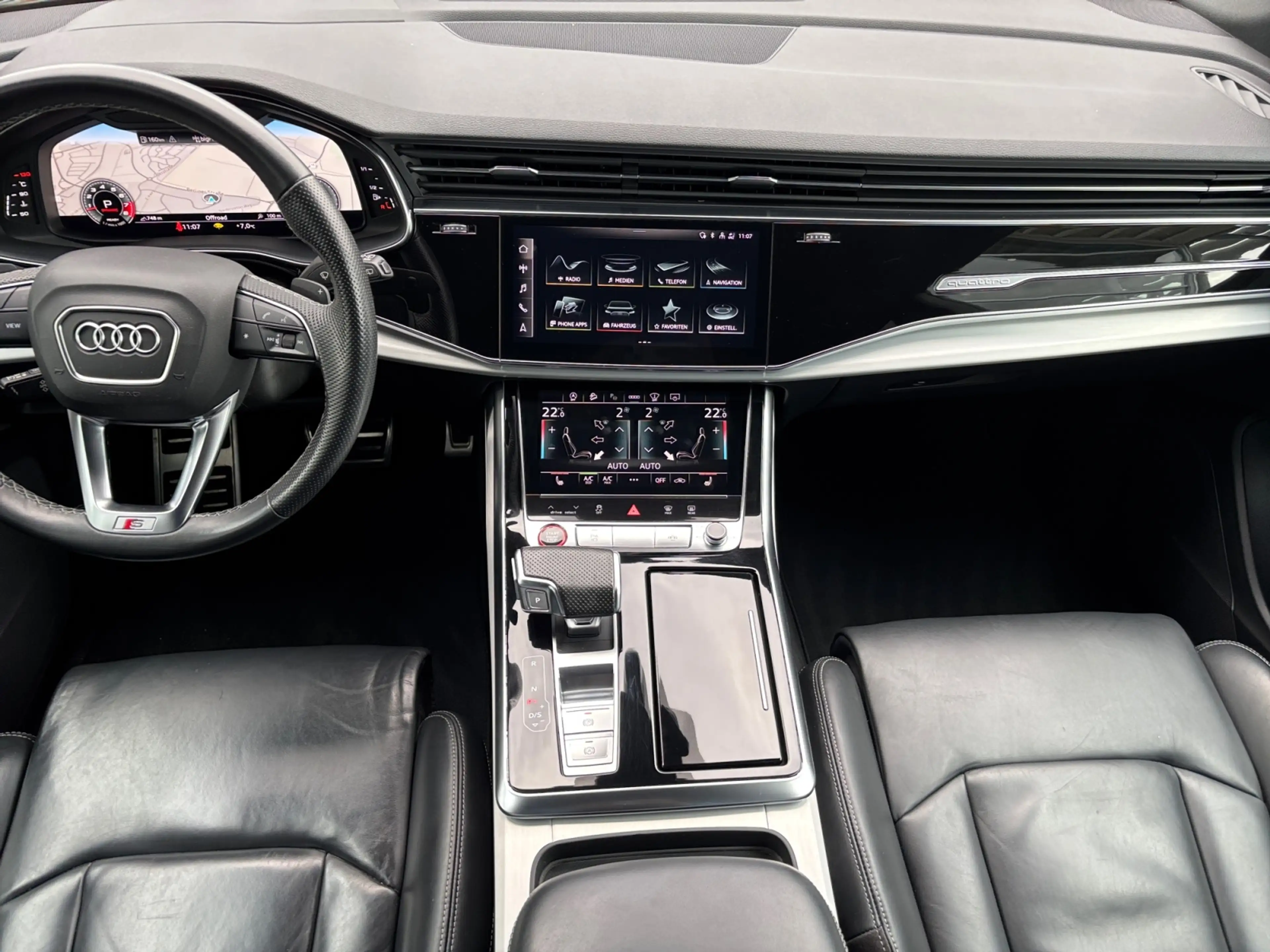 Audi SQ8 4.0 V8 TFSI quattro AHK HUD RFK Matrix-LED Pano — photo 10