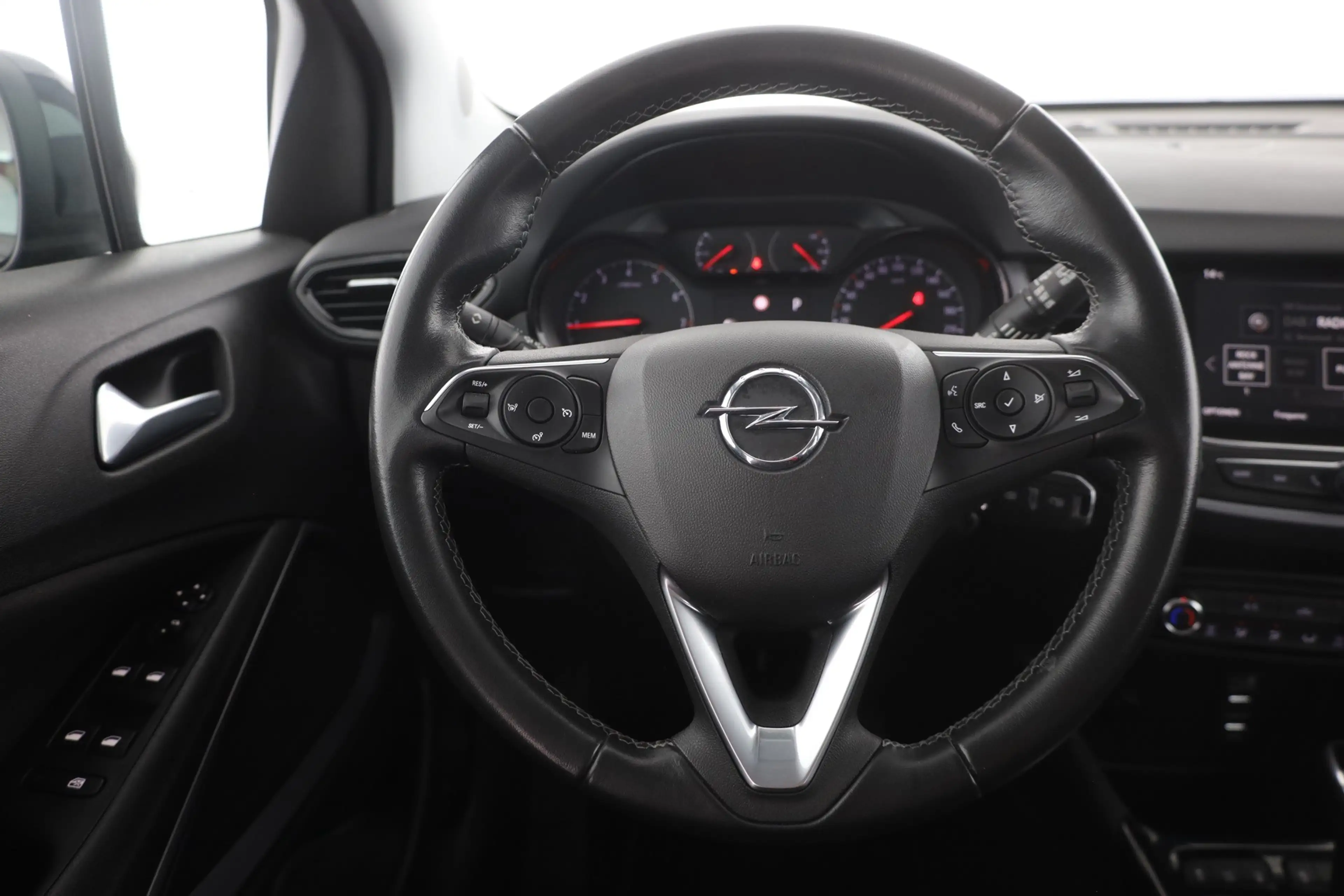 Opel Crossland 1.2 Edition Aut. LED Navi Bluetooth — photo 10