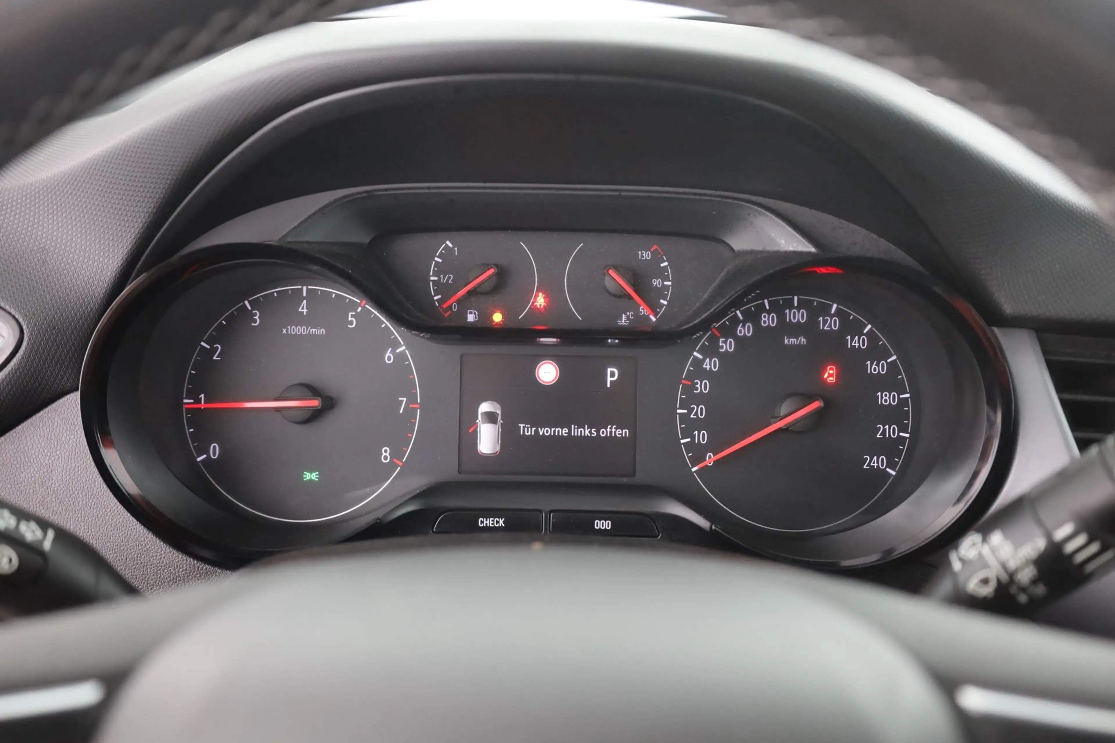 Opel Crossland 1.2 Edition Aut. LED Navi Bluetooth — photo 11