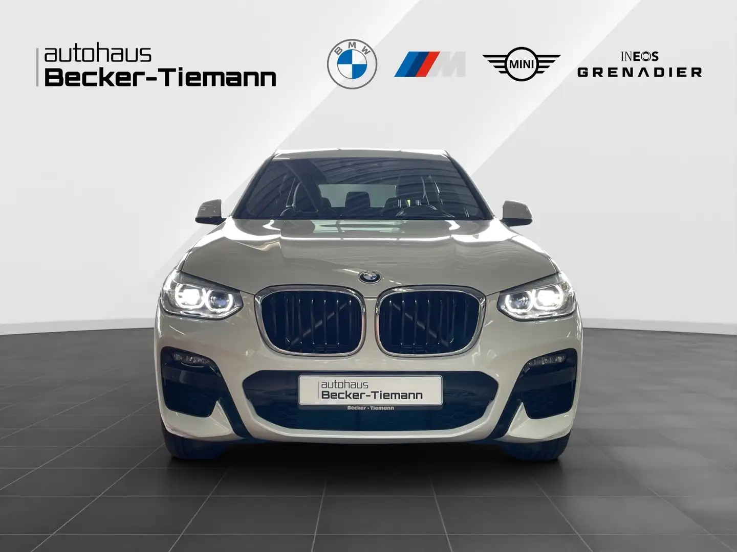 BMW X3 xDrive20i M Paket HUD | DAB | AHK | Panorama | Kam Blanc - 2