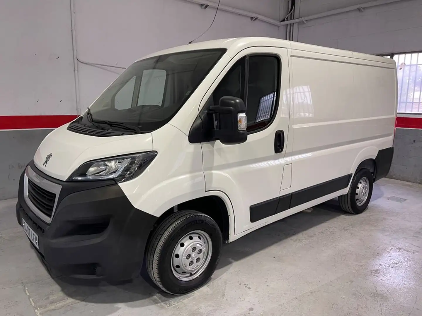 Peugeot Boxer 330 L1 H1 BHDI 88kW 120CV SS 6 Vel. M Blanco - 2