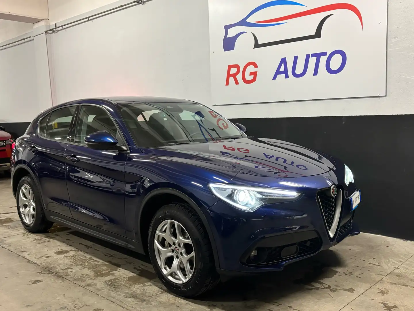 Alfa Romeo Stelvio 2.2 t Super Q4 210cv auto Blu/Azzurro - 1