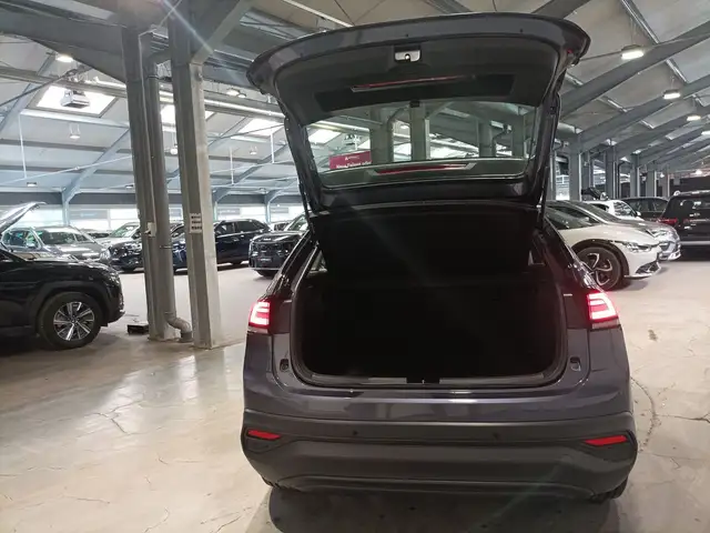 Volkswagen Taigo view 6