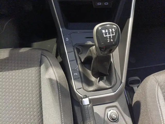 Volkswagen Taigo view 13