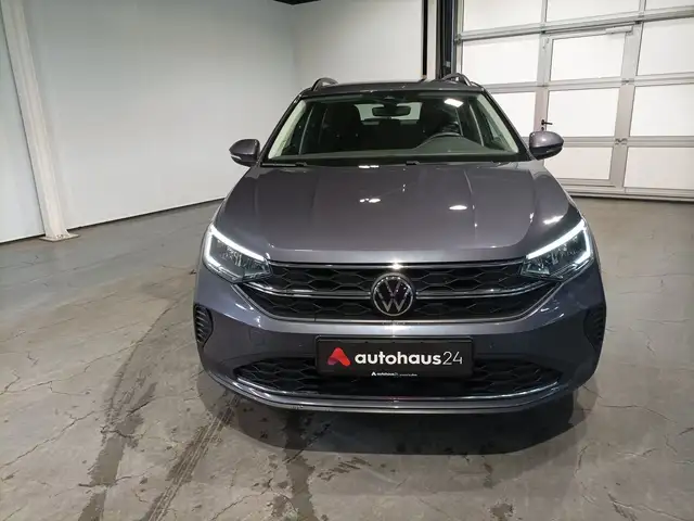 Volkswagen Taigo view 2
