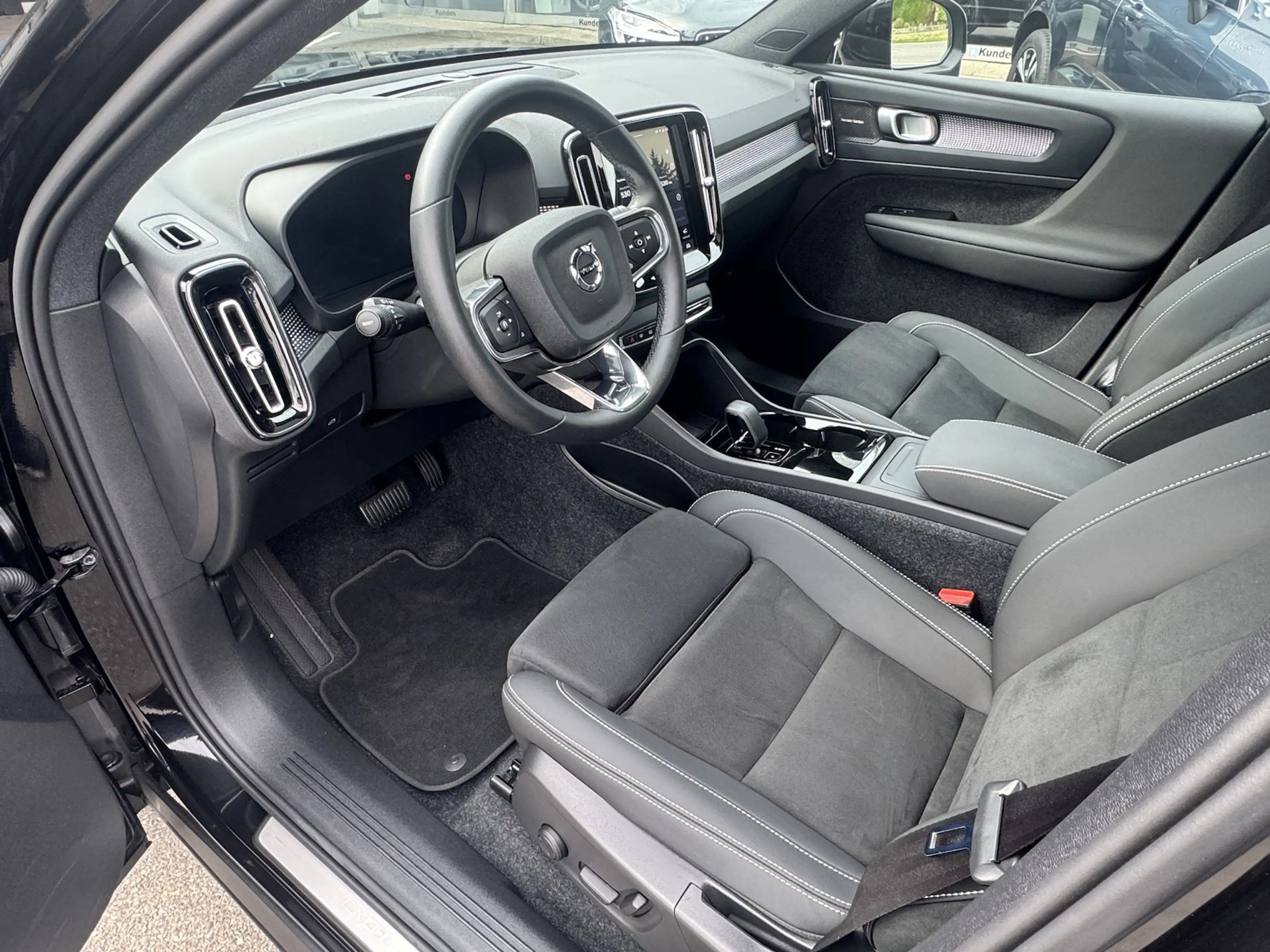 Volvo EX40 AWD*Ultra*Perf*442PS*BlackEdition*NP71260 — photo 8