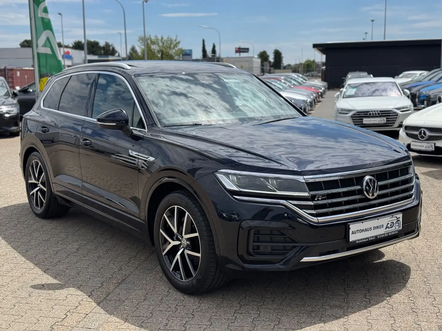 Volkswagen Touareg R-Line 4Motion Euro6,Pano,Luft,AHK,Leder Blau - 2