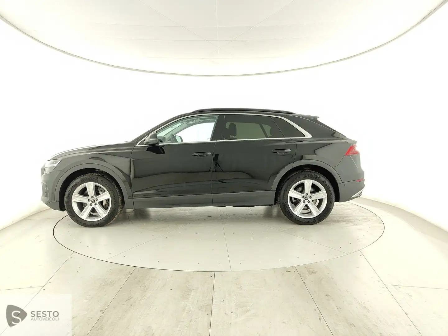 Audi Q8 I 2018 55 TFSI QUATTRO TIPTRONIC Nero - 2