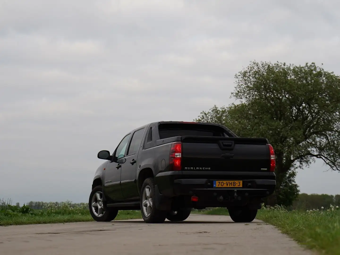 Chevrolet Avalanche 5.3 V8 4WD LPG VOL YOUNGTIMER Negru - 2