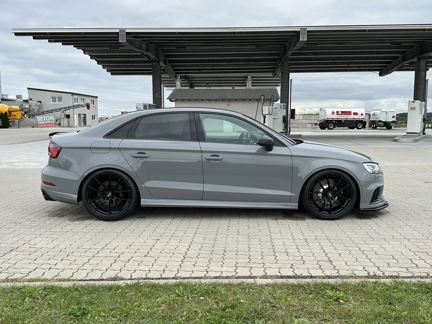 Audi RS3 Limo/DAZA/RS-AGA/Non-OPF Grau - 2