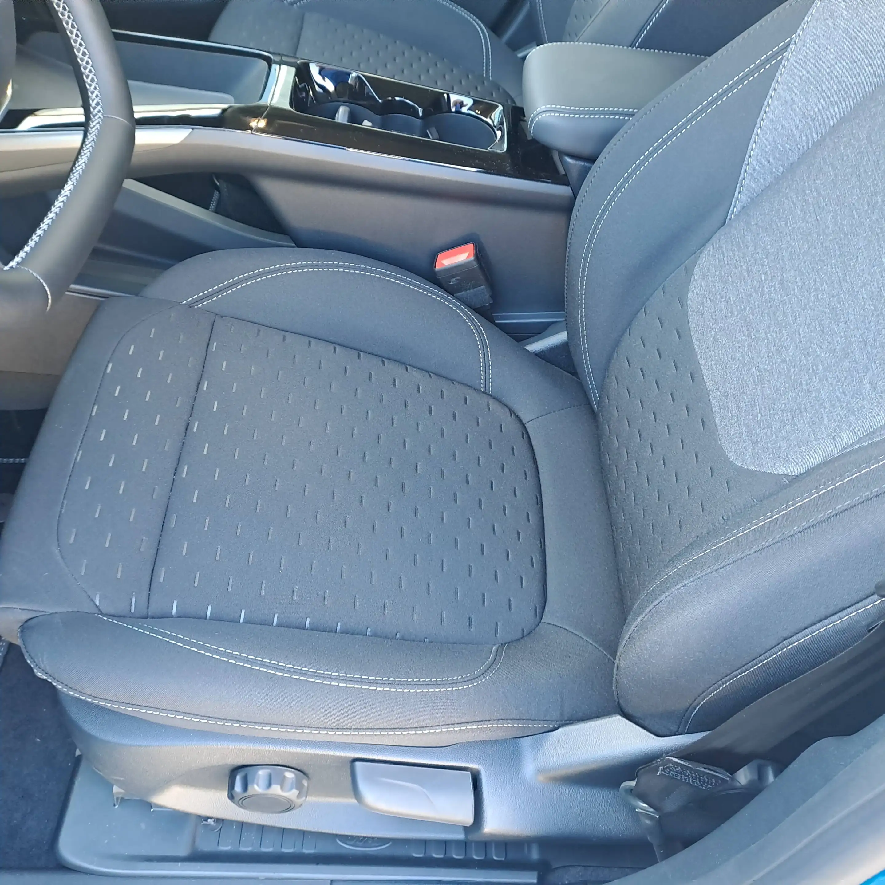 Ford Puma Gen-E — photo 4