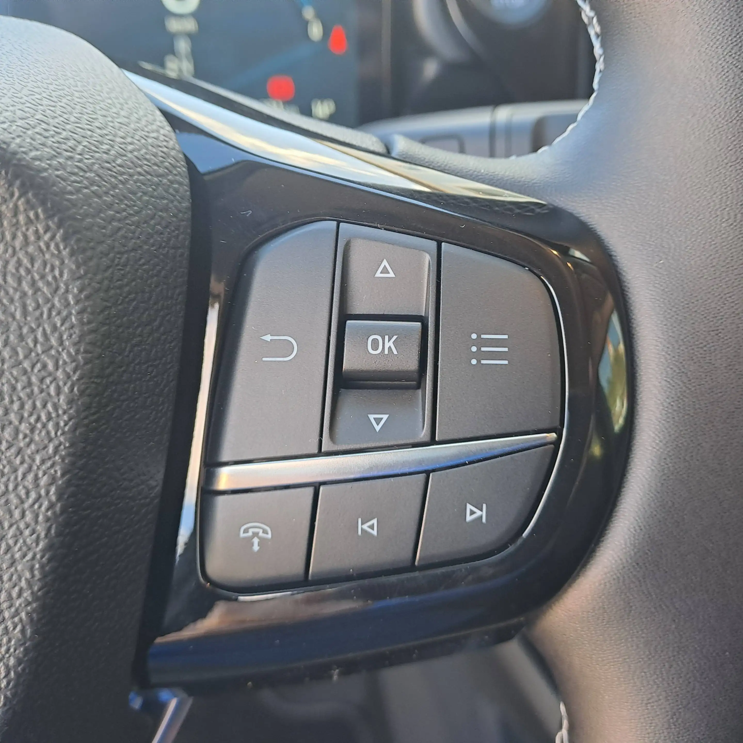 Ford Puma Gen-E — photo 13