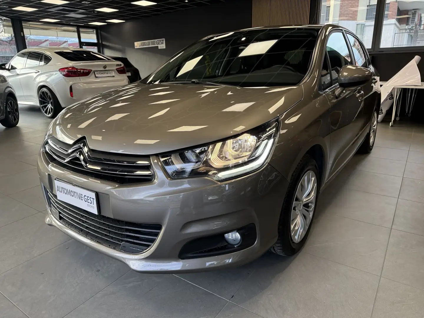 Citroen C4 C4 PureTech 110 Feel Or - 1