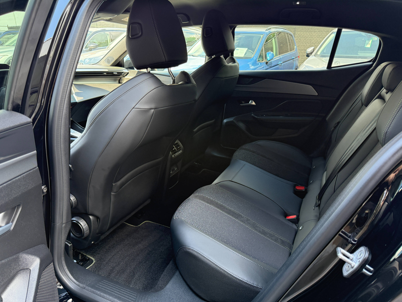 Peugeot 408 1.2i TURBO HYBRID GT-LINE AUTOMAAT NAVI LEDER FULL LED 360 CAMERA CARPLAY — photo 15