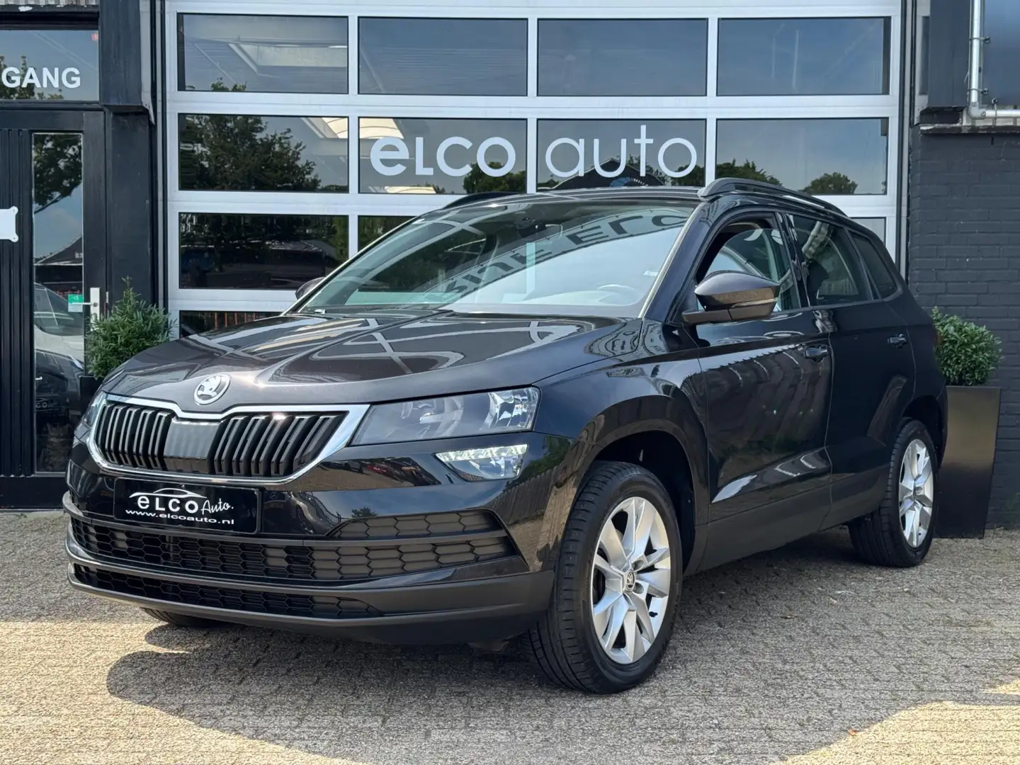Skoda Karoq 1.5 TSI ACT Ambition Business / CarPlay Zwart - 1