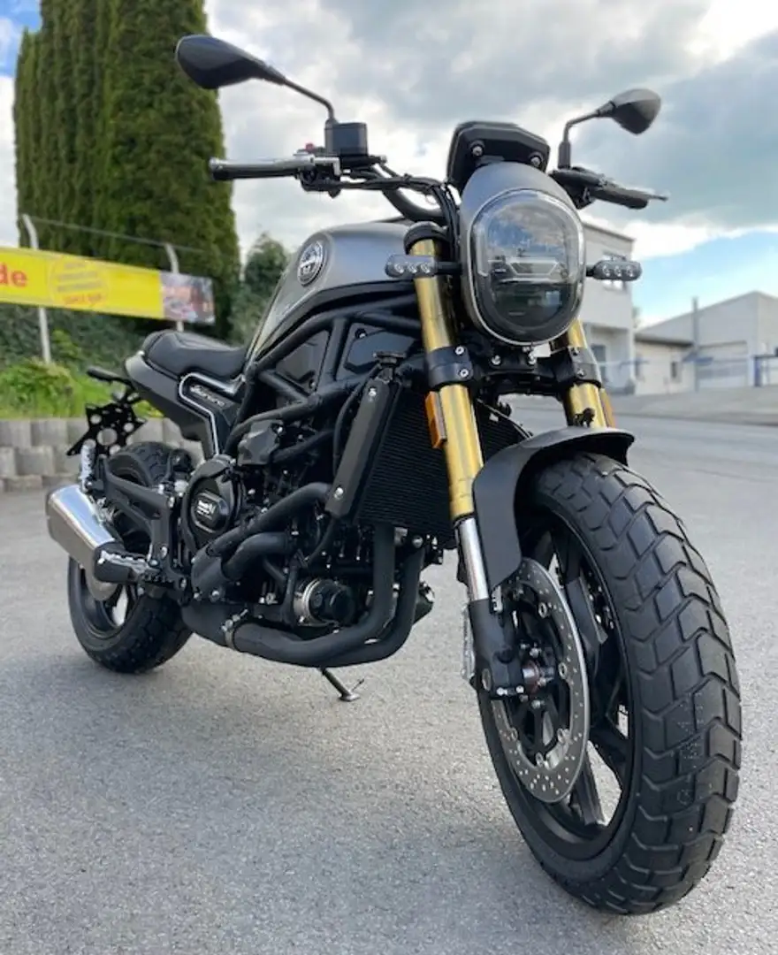 Benelli Leoncino 800 - Aktionspreis Gris - 1