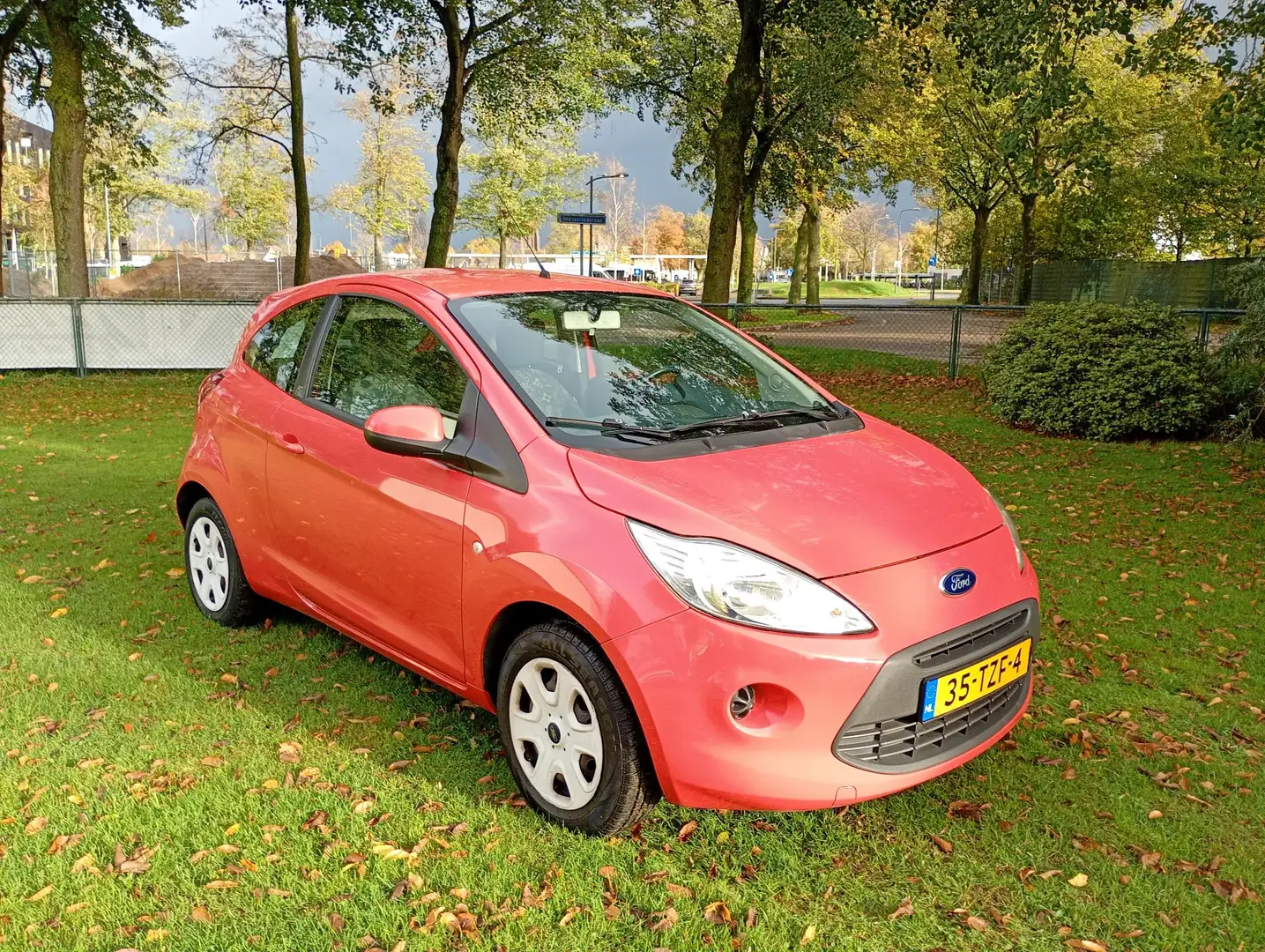 Ford Ka/Ka+ 1.2 Cool & Sound s/s Rood - 1
