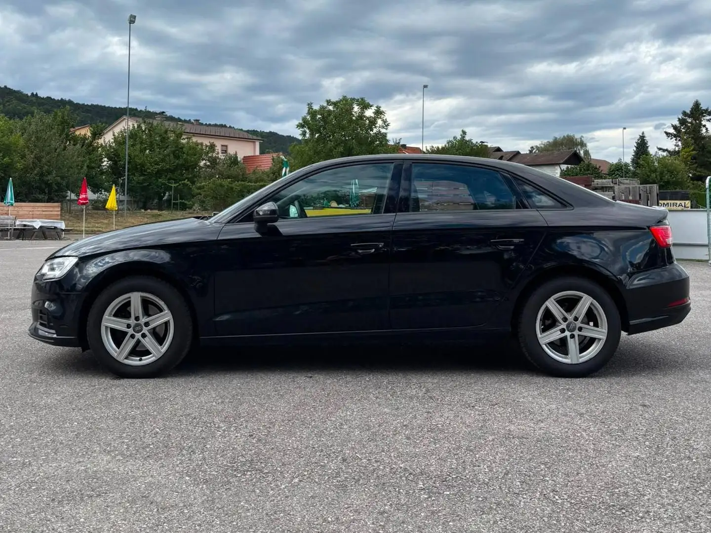Audi A3 A3 Limousine 1,6 TDI Schwarz - 2