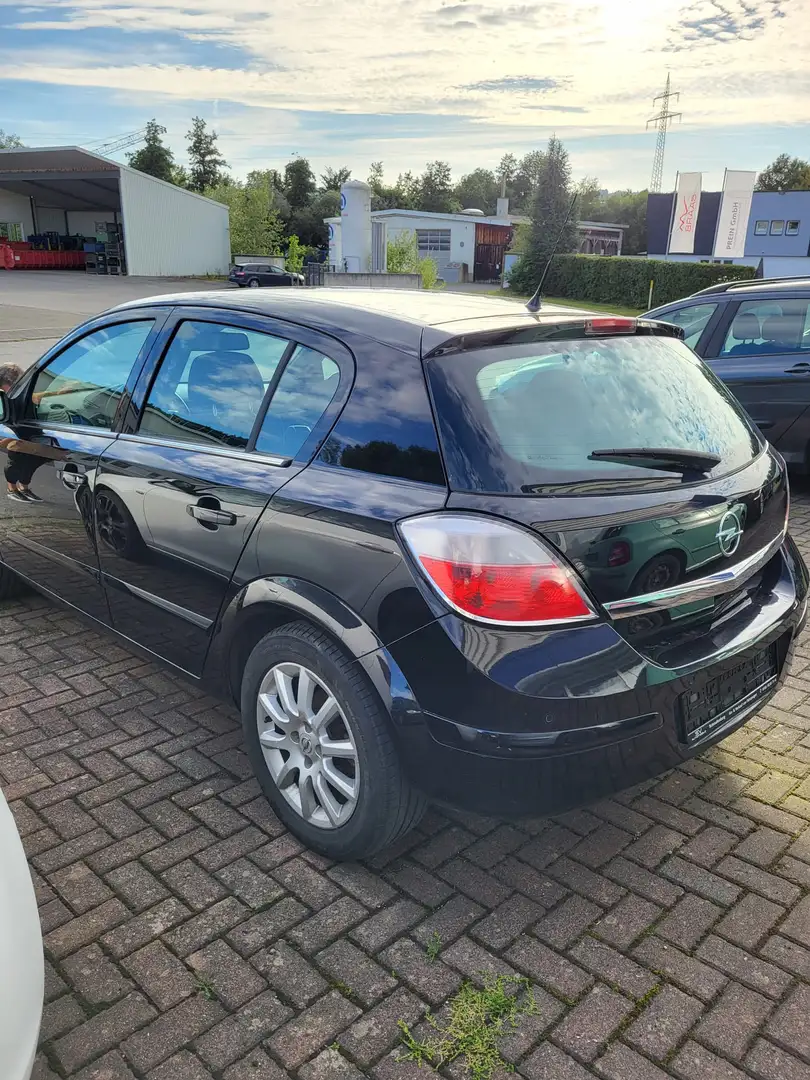 Opel Astra Astra Fließheck 5-Türer 1.6 Elegance Black - 1