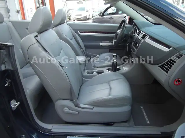 Chrysler Sebring view 14