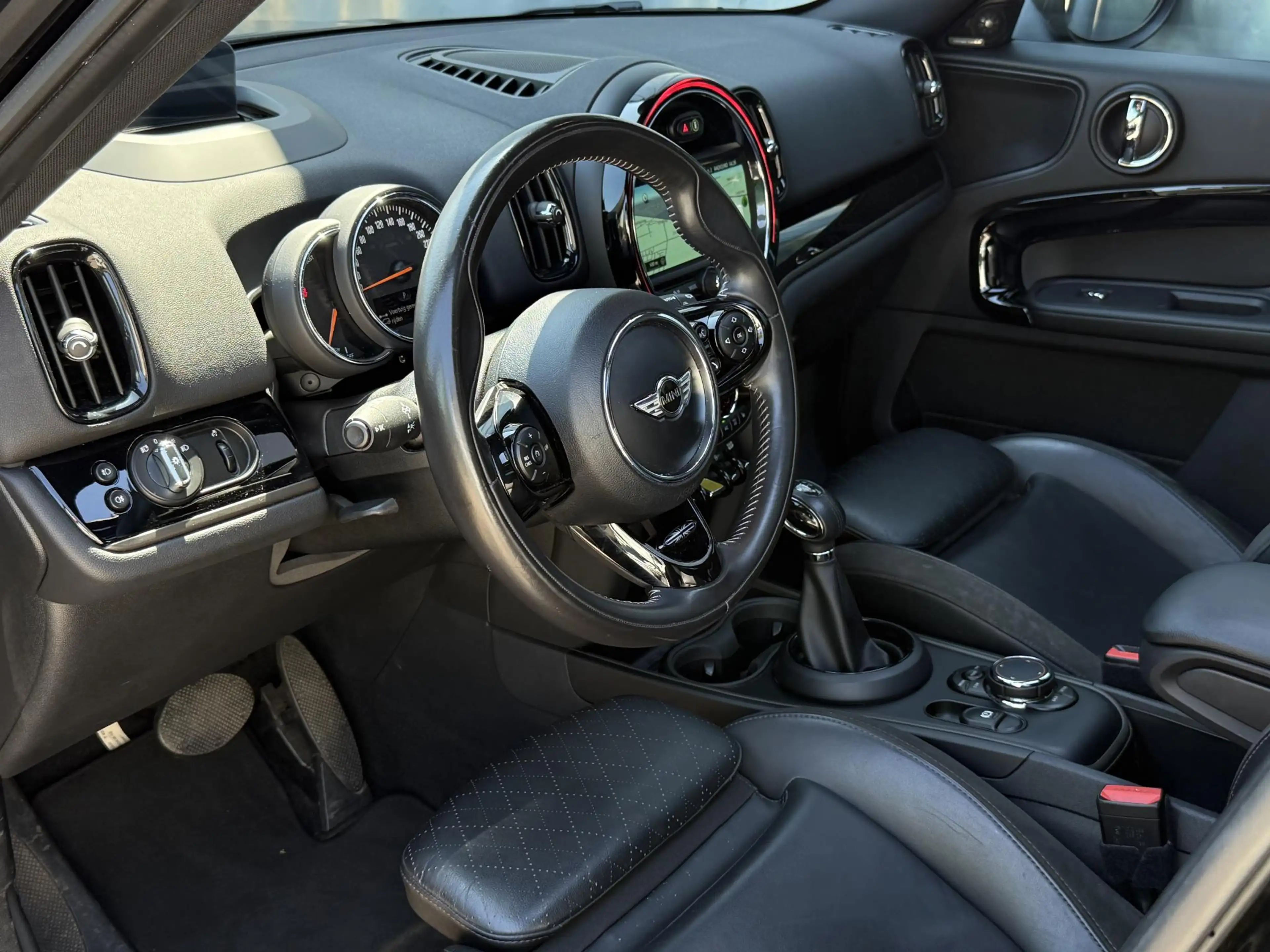 MINI Cooper SE Countryman 1.5 ALL4 Chili | HARMAN KARDON | PANORAMA | CAMERA — photo 3