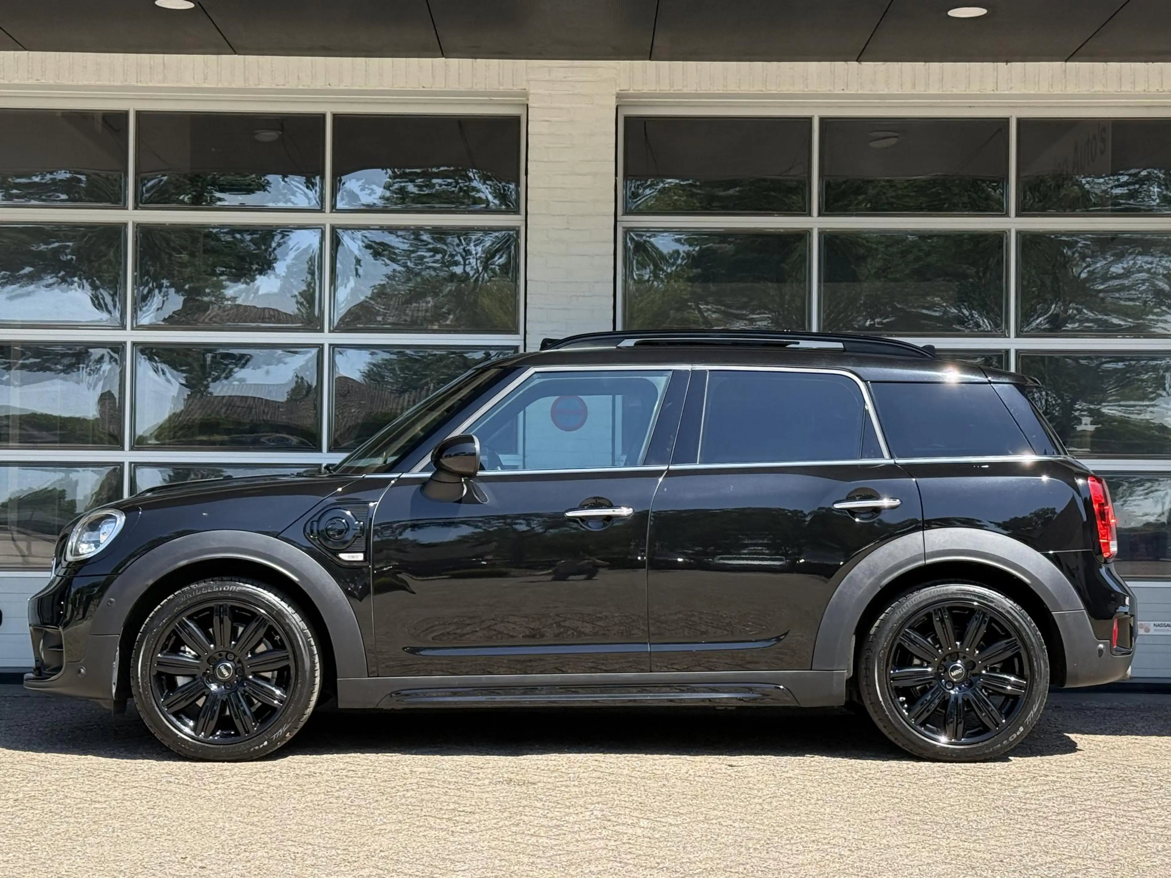 MINI Cooper SE Countryman 1.5 ALL4 Chili | HARMAN KARDON | PANORAMA | CAMERA — photo 2