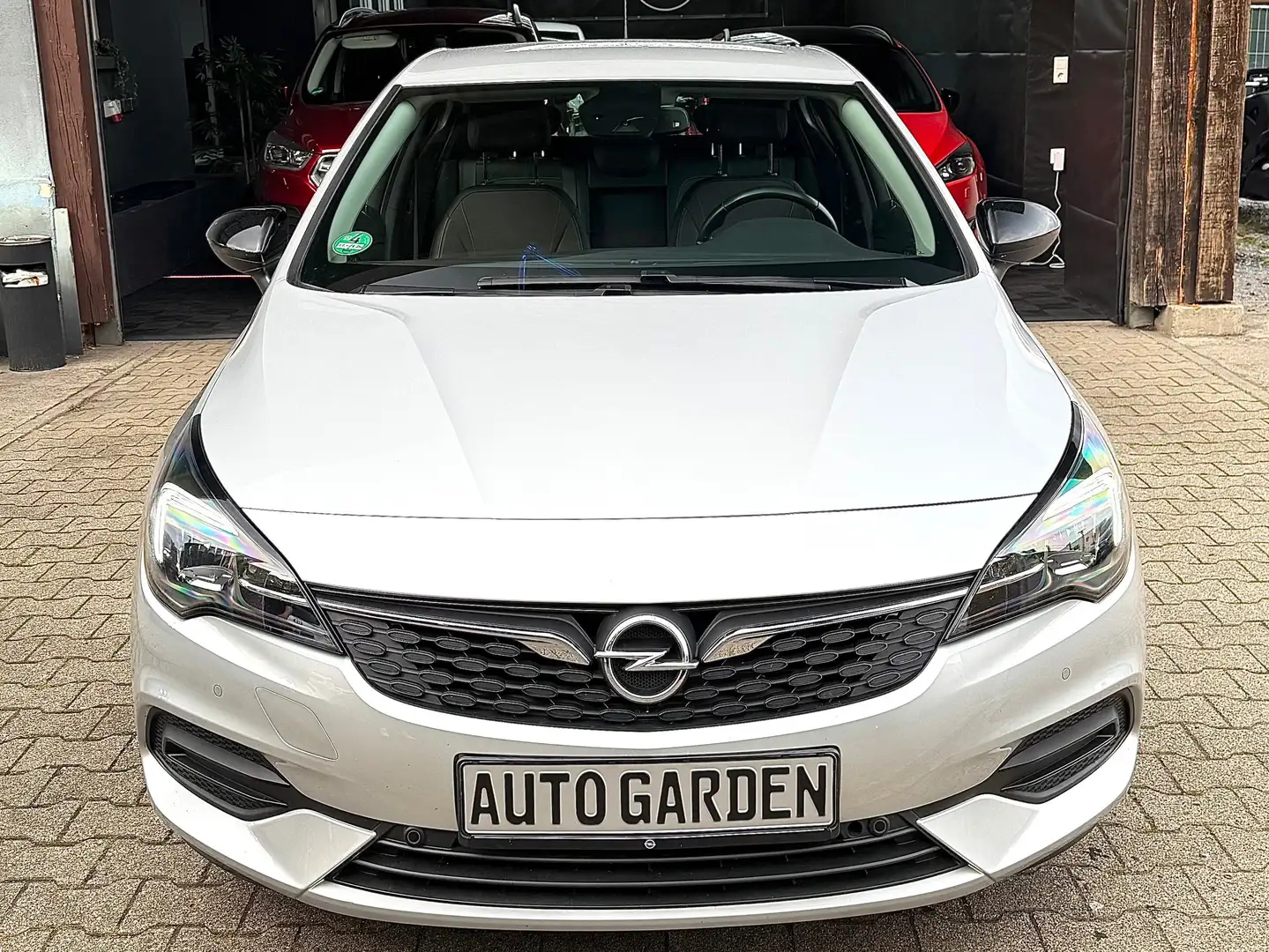 Opel Astra 1.2 Turbo Design & Tech Start/Stop Zilver - 2