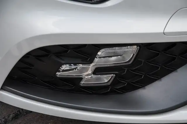 Renault Megane view 12