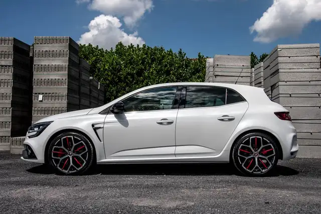 Renault Megane view 9