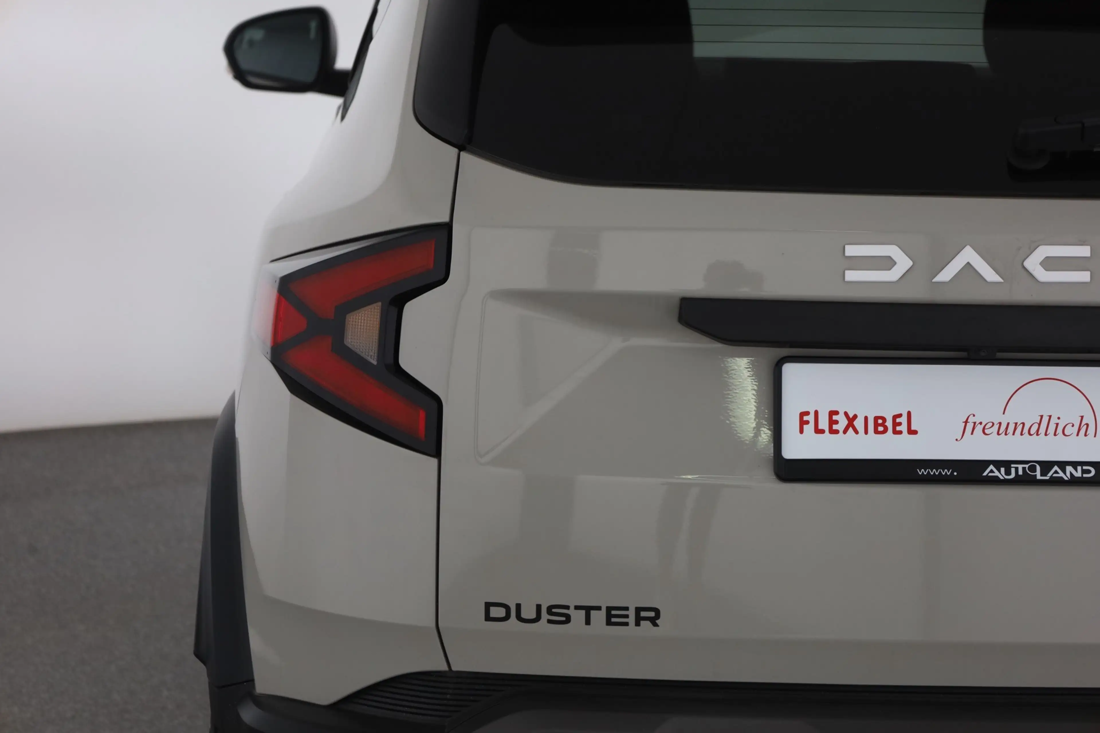 Dacia Duster Journey TCe 130 LED Kamera — photo 29