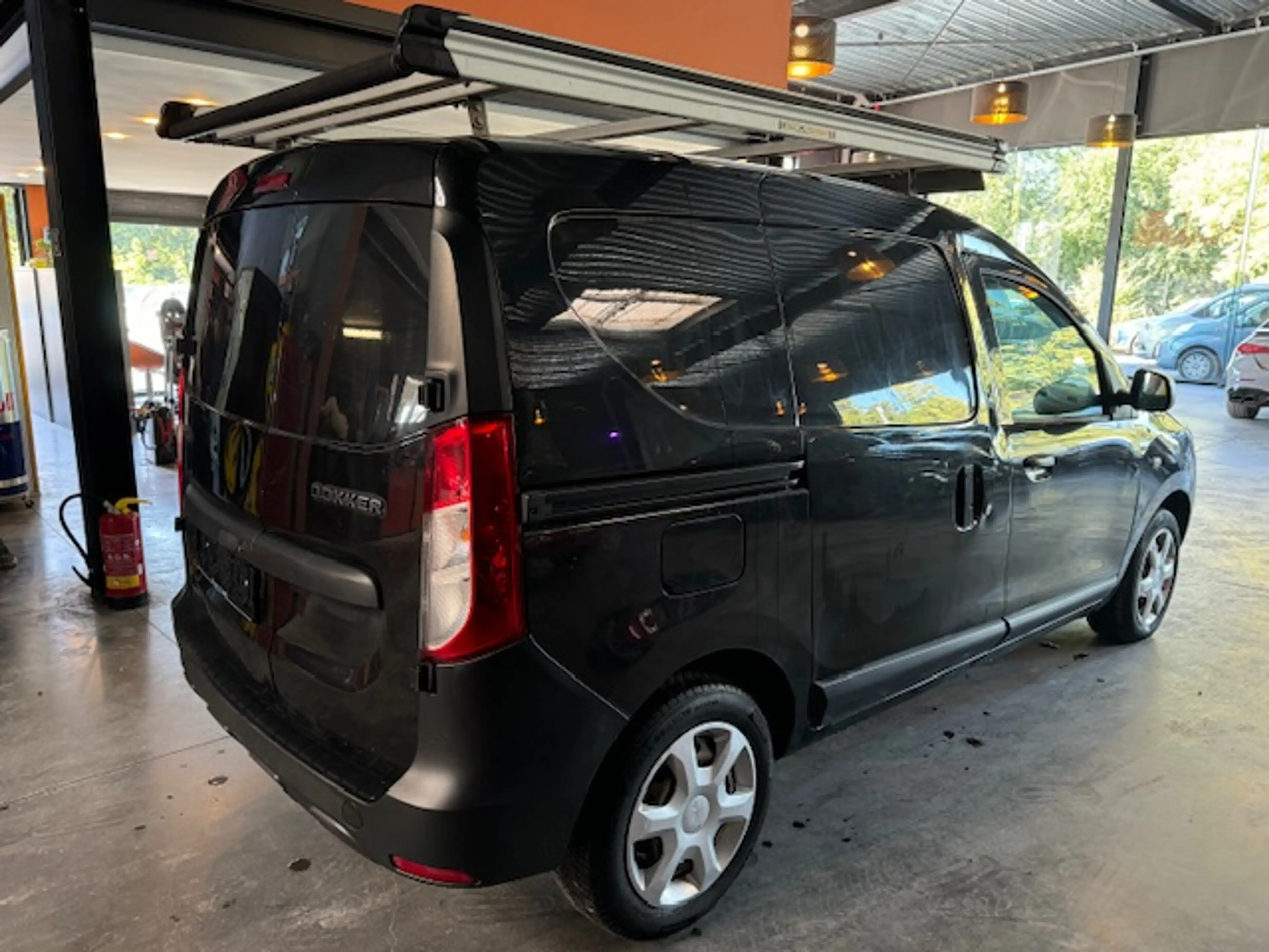 Dacia Dokker 1.6i (EU6.C) - UTILITAIRE - RADIO - MEDIA/TEL - PLAT TOIT — photo 8