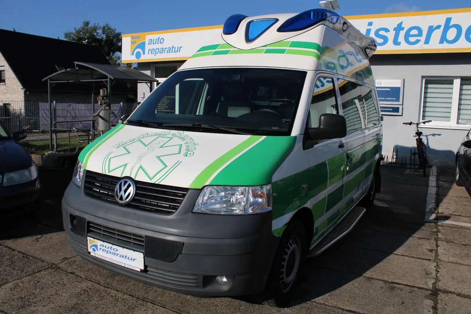 Volkswagen T5 Transporter Kasten-Kombi Kombi-Hochdach RTW Violett - 1