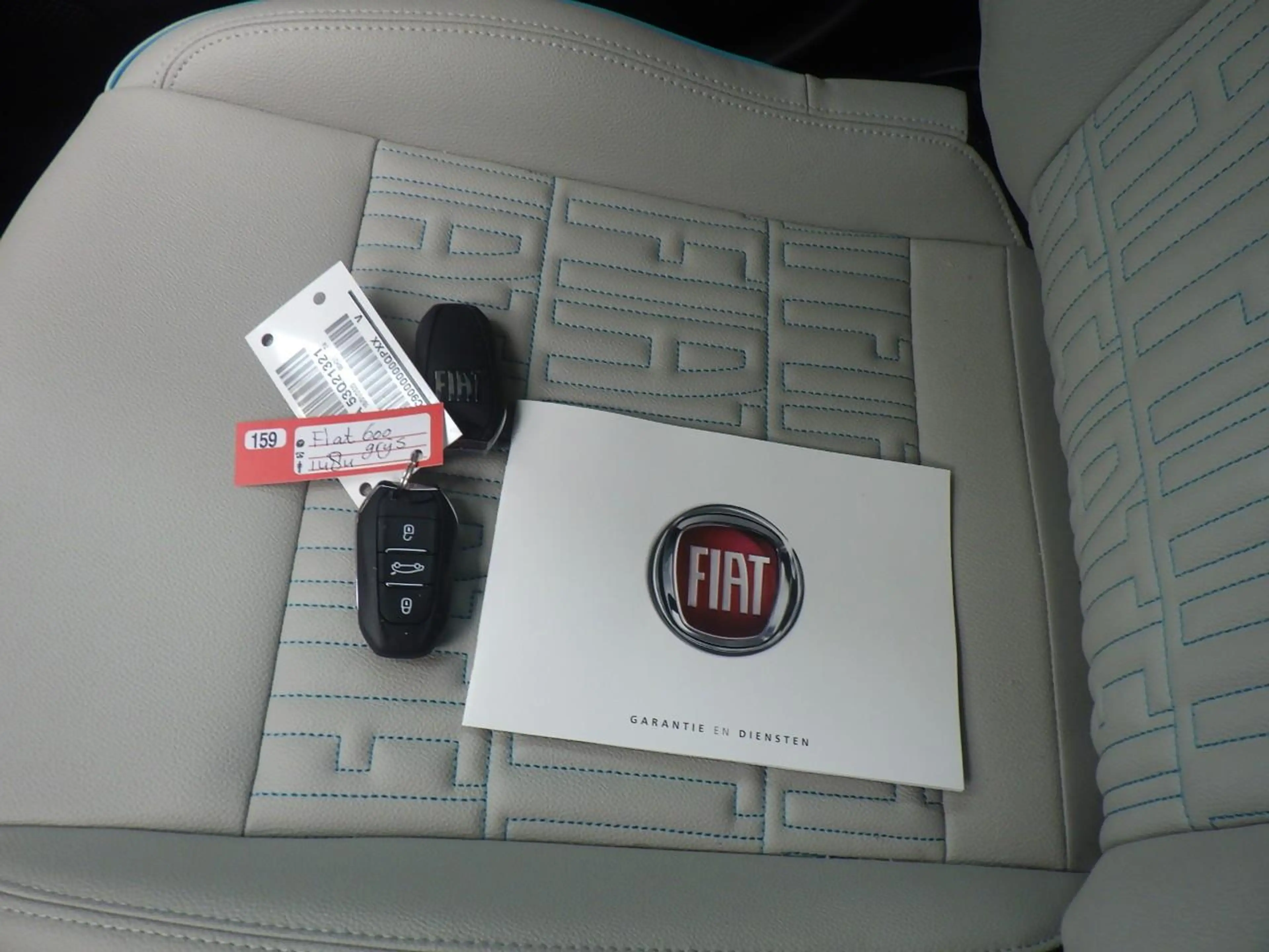 Fiat 600 1.2 Hybrid La Prima — photo 7
